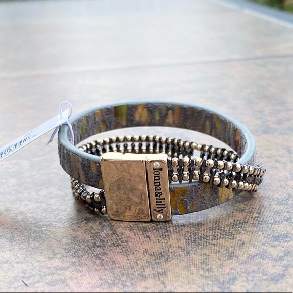 NWT LONNA & LILLY GUNMETAL AND LEATHER WRAP BRACELET. - Picture 3 of 7